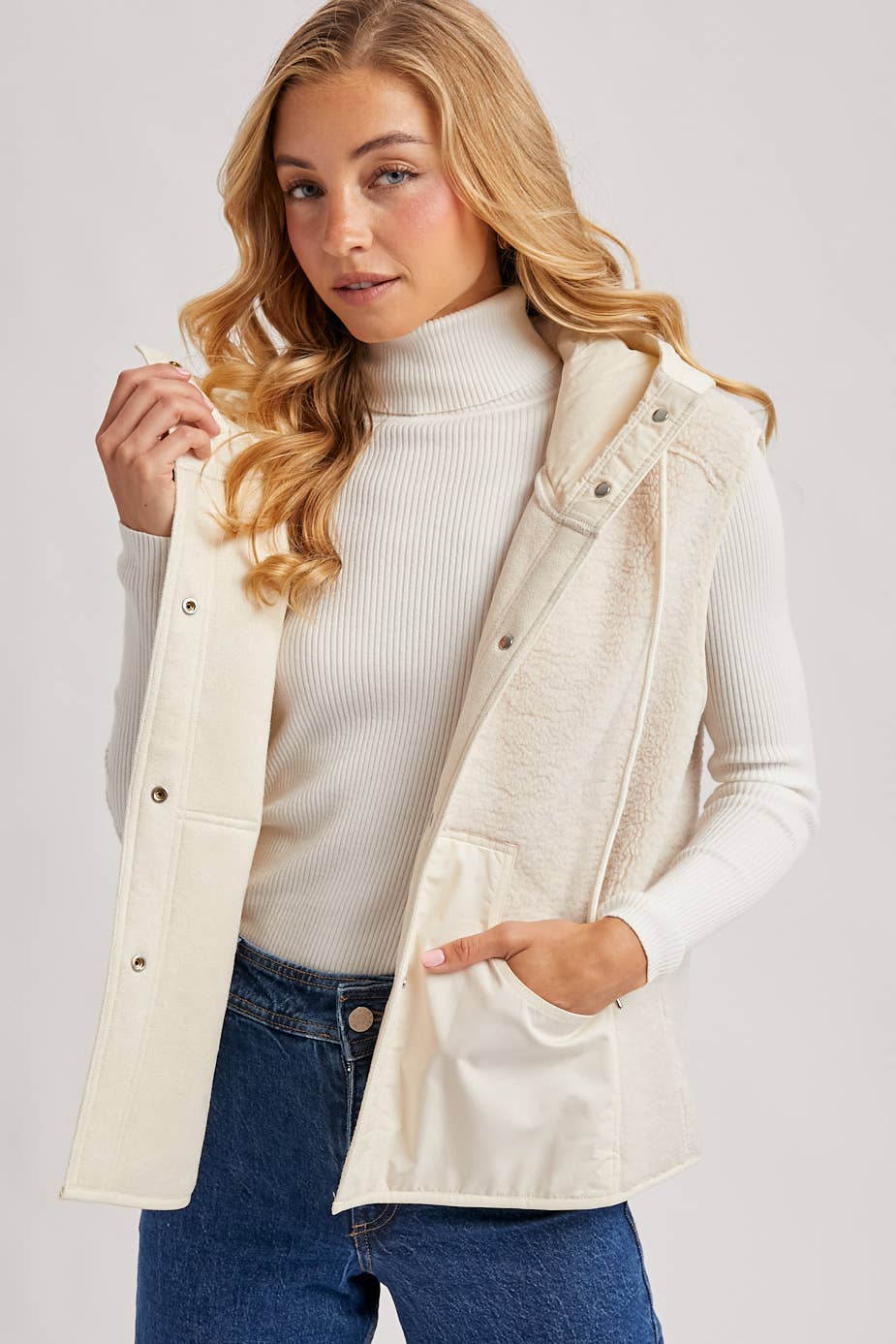 Willow Sherpa Vest