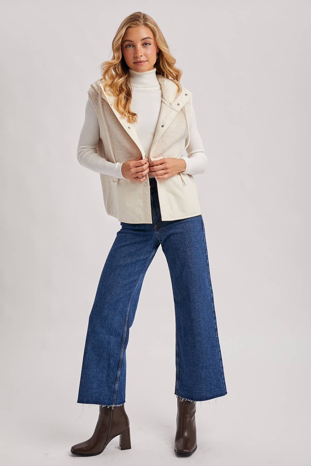 Willow Sherpa Vest