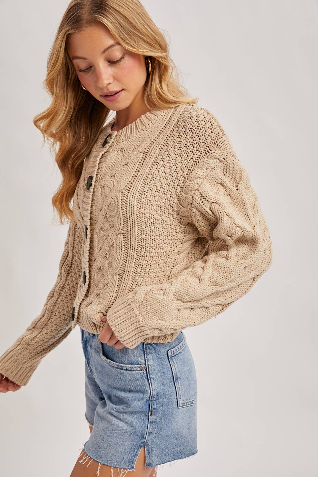 Cropped Cable Knit Cardigan