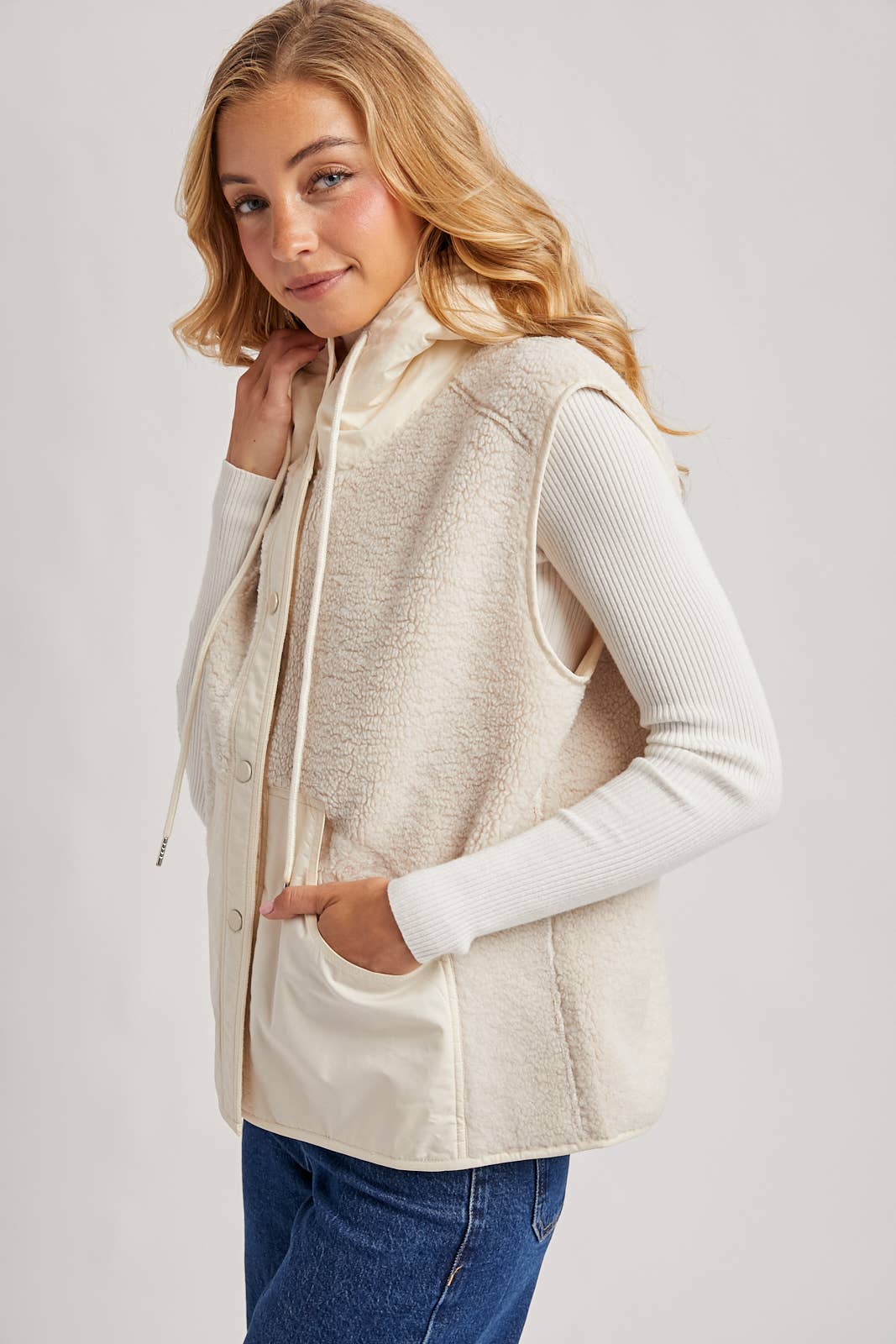 Willow Sherpa Vest
